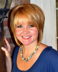 Tracy Jacobs, Broker/Owner of Help-U-Sell Quad Cities Realty